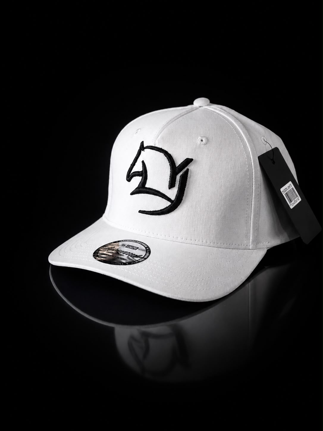Gorra Blanca Edición YJ