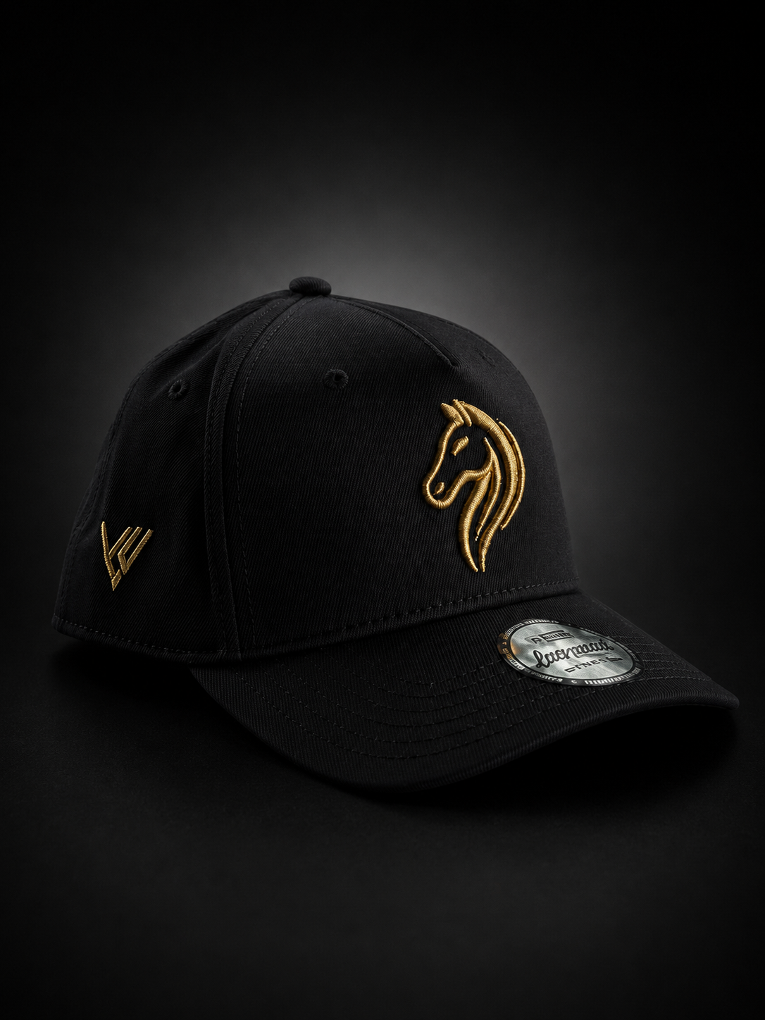 Gorra Negra Caballo Dorado